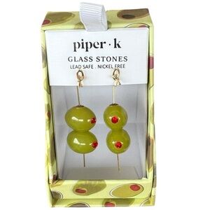 NWT ⚜️🫒⚜️ Piper • K Viral Olive glass stone dangle earrings